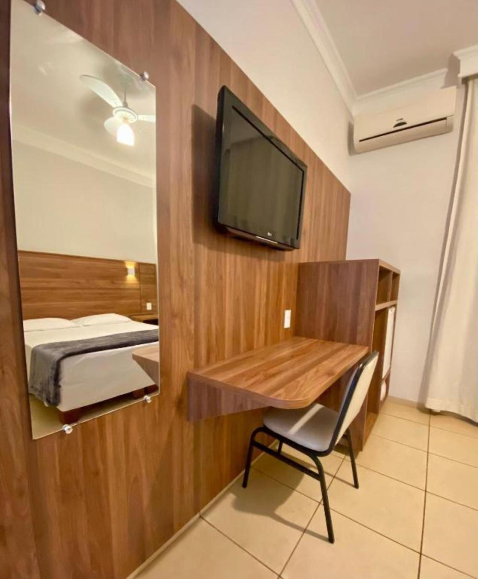 Hotel Roda D'Agua Andradina Номер фото