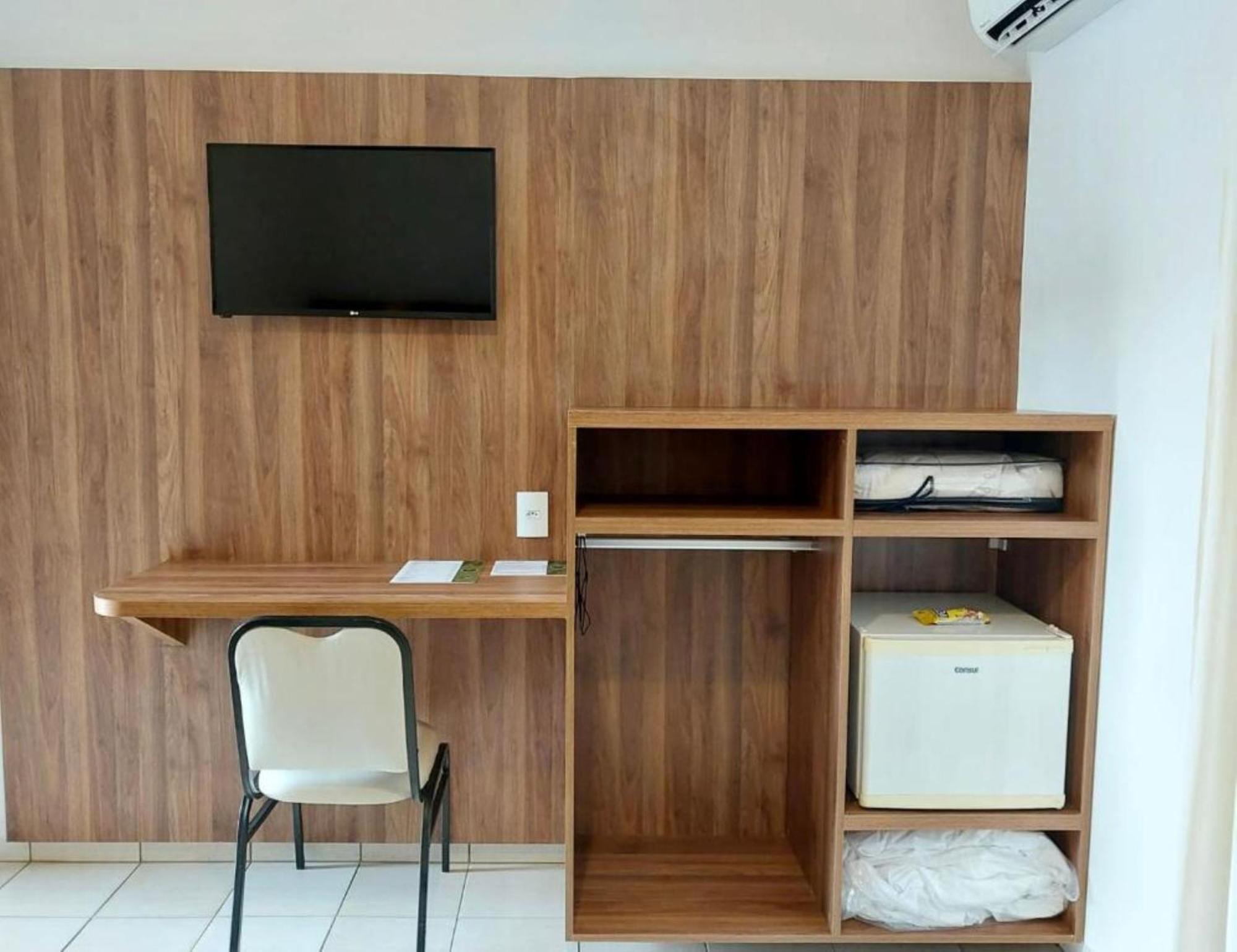 Hotel Roda D'Agua Andradina Экстерьер фото
