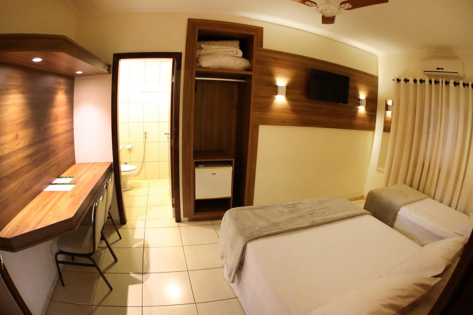 Hotel Roda D'Agua Andradina Номер фото
