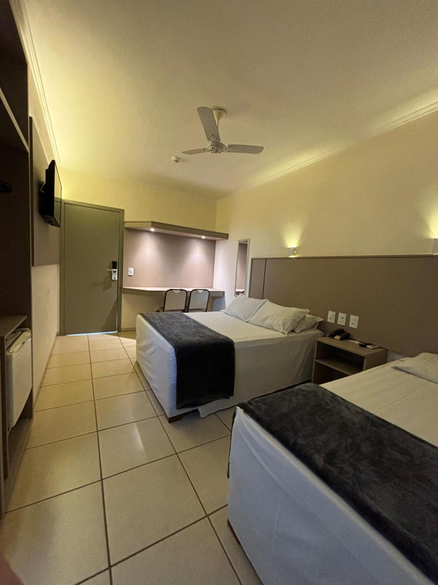 Hotel Roda D'Agua Andradina Номер фото