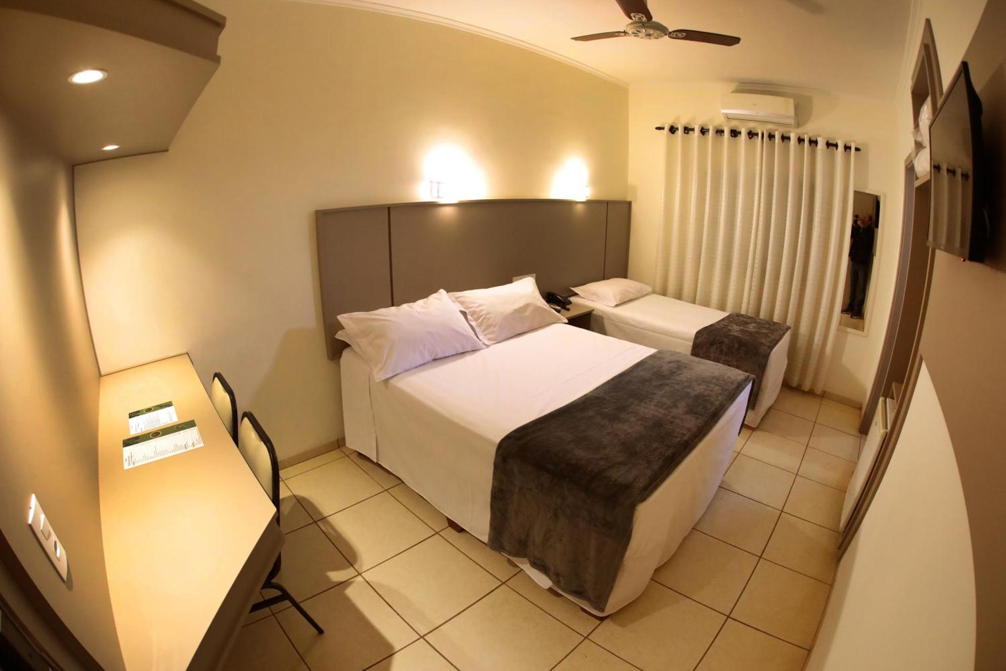 Hotel Roda D'Agua Andradina Номер фото
