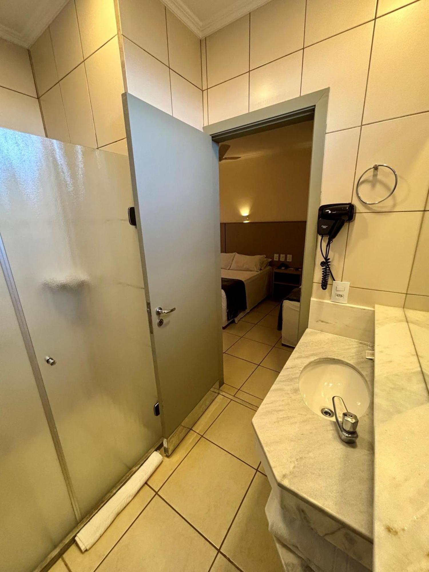 Hotel Roda D'Agua Andradina Номер фото