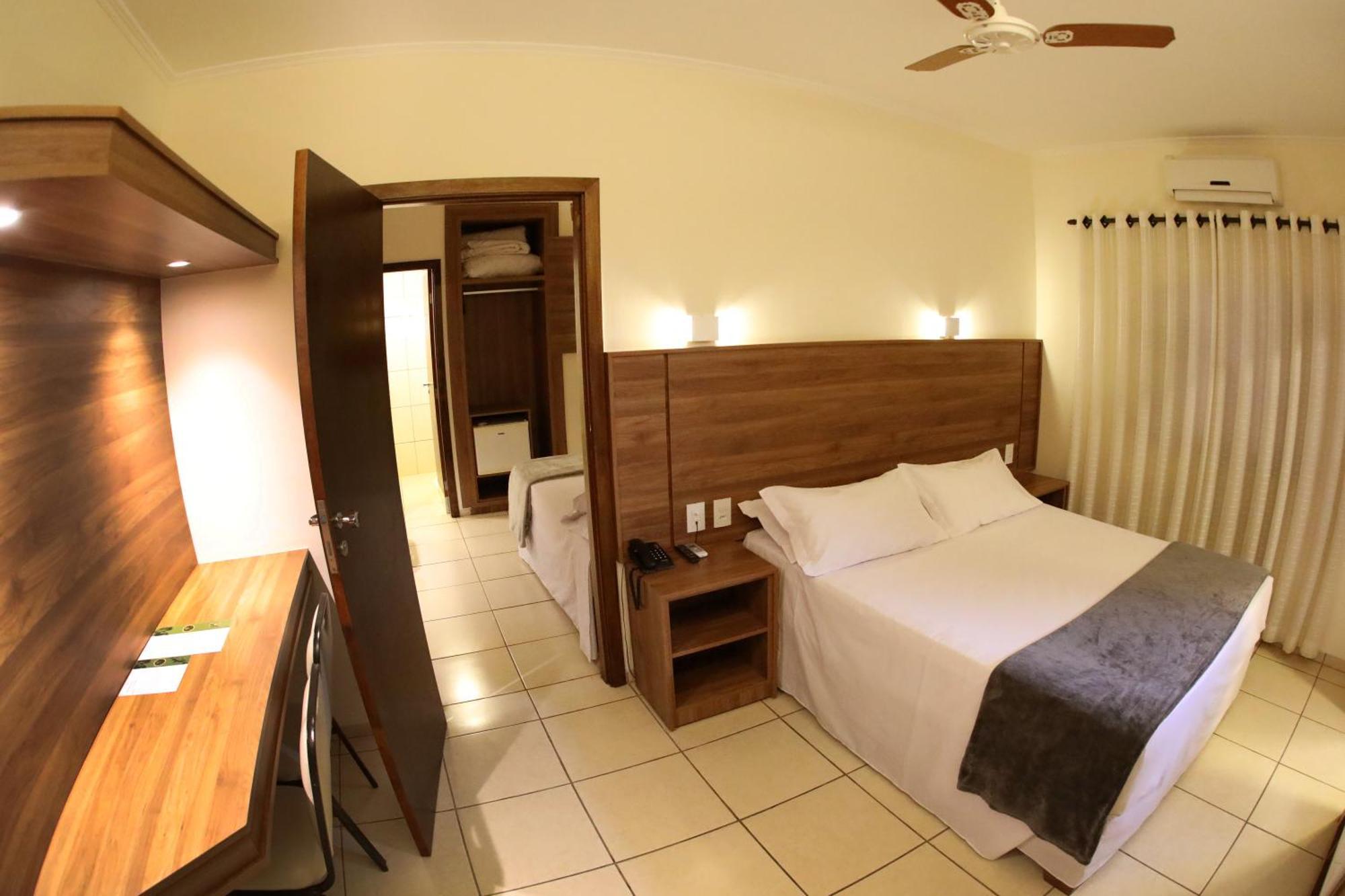 Hotel Roda D'Agua Andradina Экстерьер фото