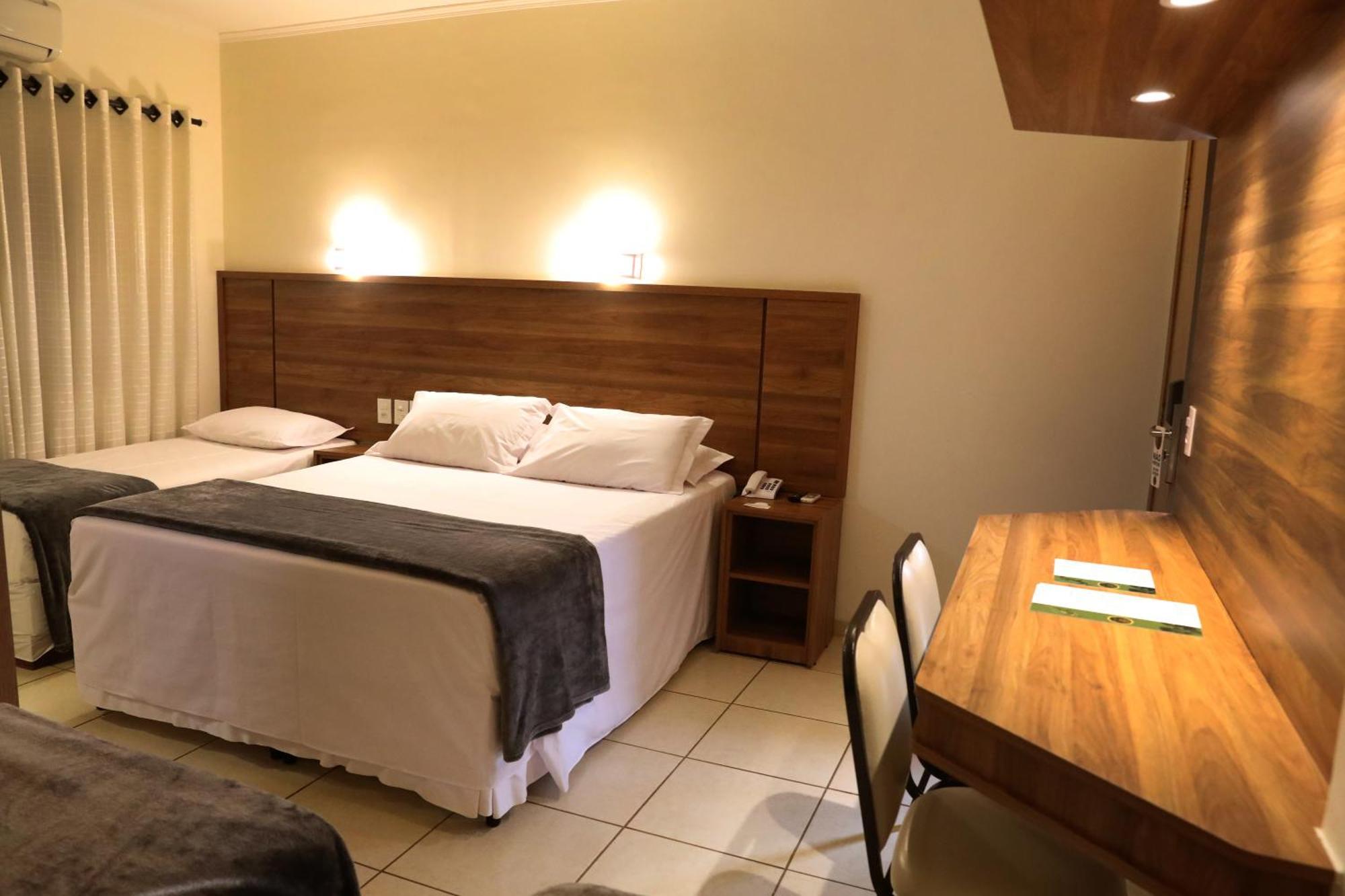 Hotel Roda D'Agua Andradina Номер фото